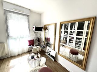  Appartement � vendre 5 pi�ces 81 m�