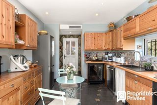  Maison � vendre 6 pi�ces 200 m�