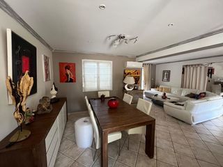  Maison � vendre 8 pi�ces 210 m�