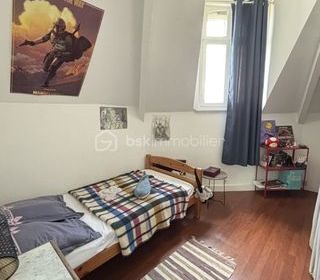  Immeuble � vendre 9 pi�ces 190 m�