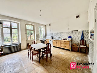  Maison � vendre 10 pi�ces 367 m�