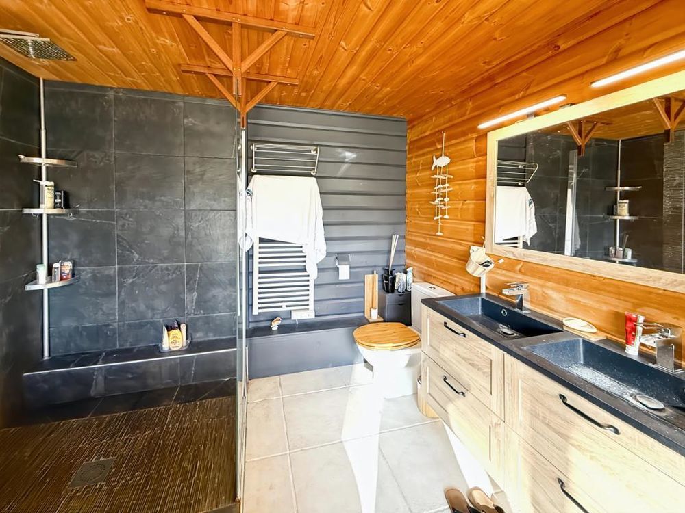 � vendre  Chalet Biscarrosse (40600)