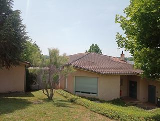  Immeuble � vendre 15 + pi�ces 450 m�