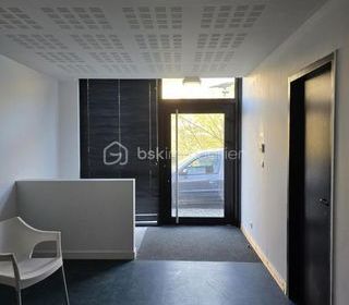  Immeuble � vendre 10 pi�ces 270 m�