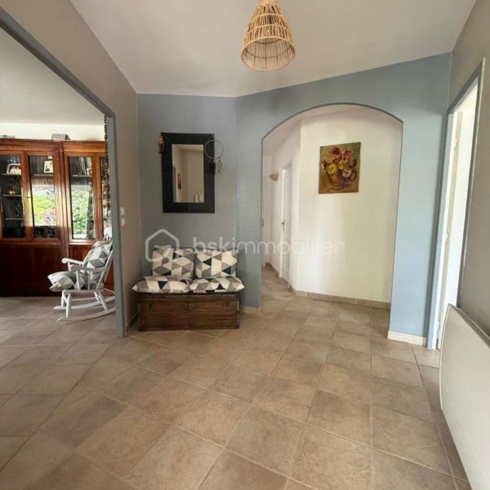 � vendre  Villa Pouzolles (34480)