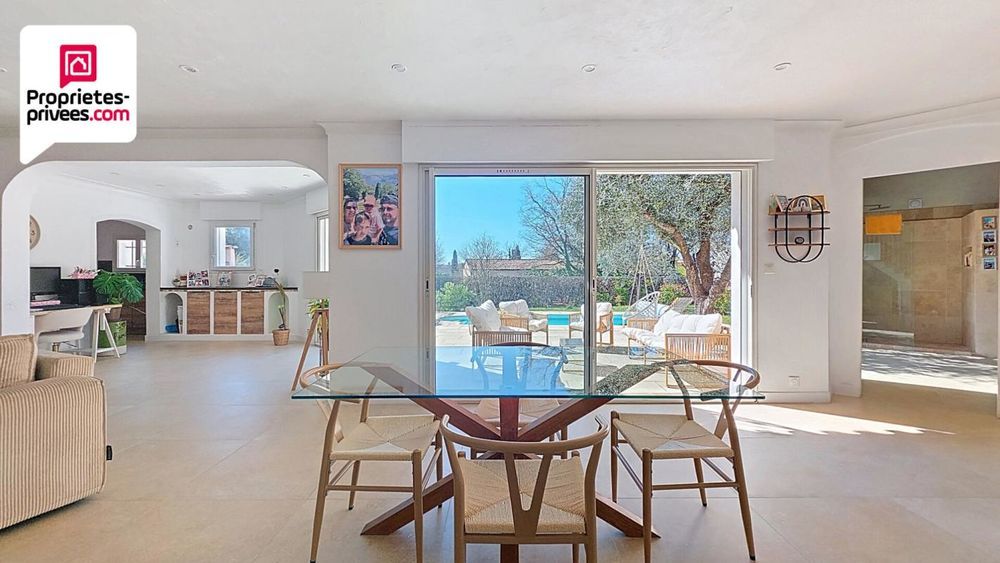 � vendre  Villa Saint-C�zaire-sur-Siagne (06530)