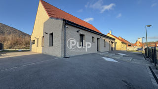  Maison � vendre 8 pi�ces 219 m�