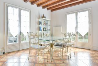  Maison � vendre 10 pi�ces 253 m�