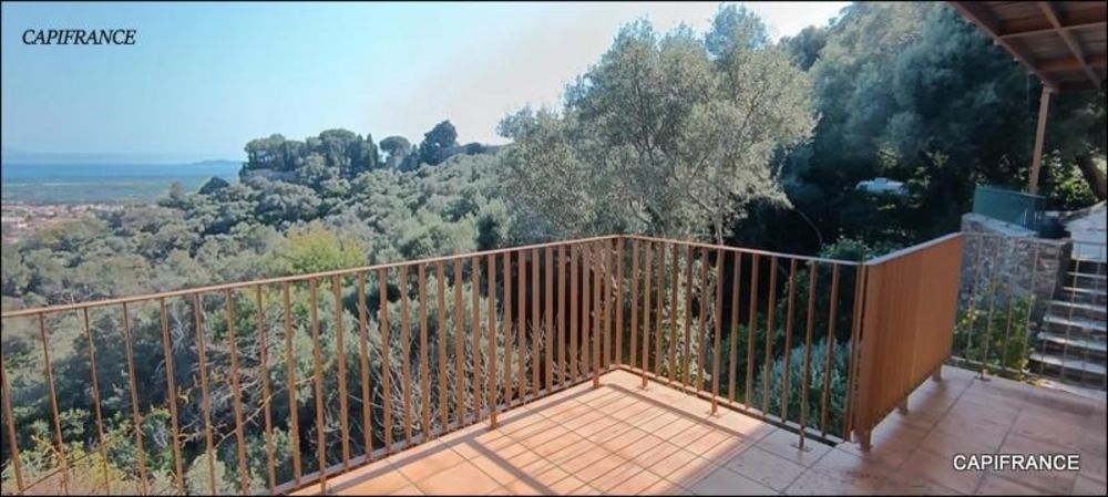 � vendre  Maison Hy�res (83400)