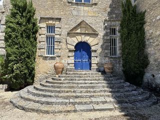  Propri�t�/ch�teau � vendre 13 pi�ces 575 m�