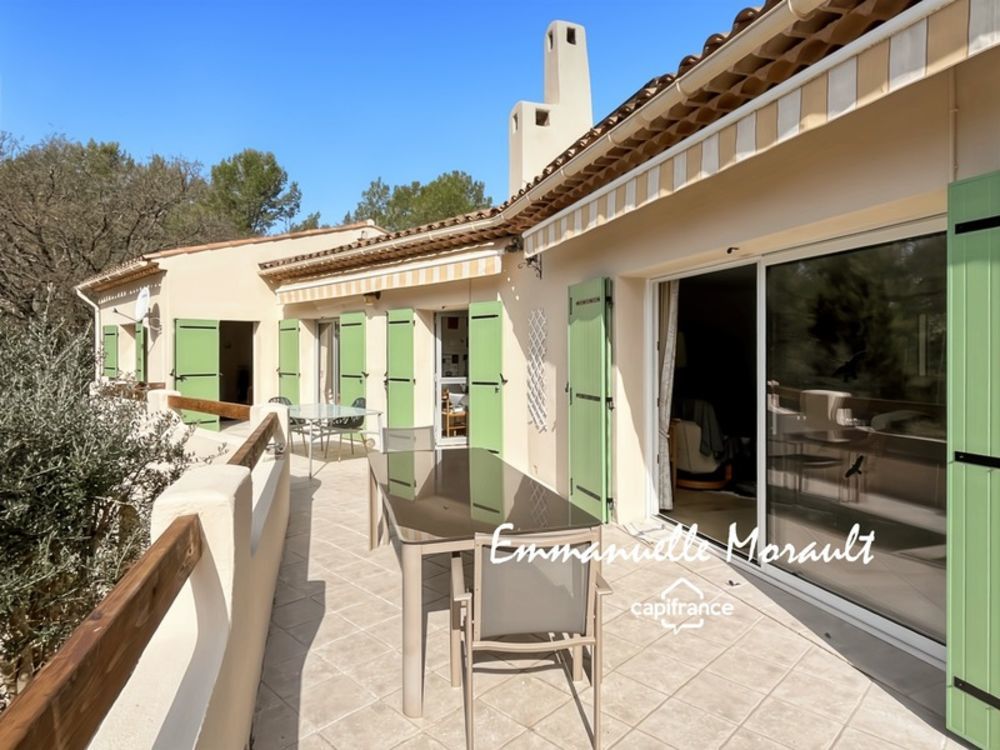 � vendre  Villa Bagnols-en-For�t (83600)