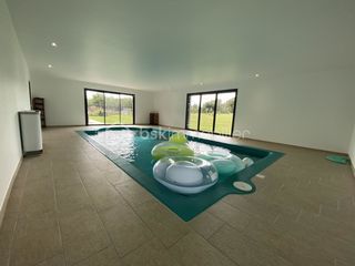  Villa � vendre 6 pi�ces 244 m�