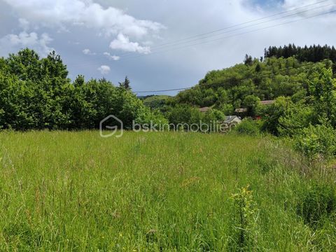 Terrain constructible 159000 12230 Saint jean du bruel