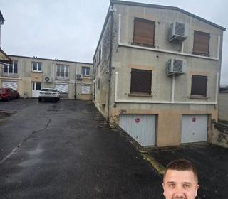  Immeuble � vendre 15 + pi�ces 300 m�