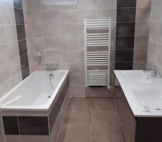  Appartement � louer 4 pi�ces 109 m�