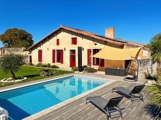  Maison � vendre 6 pi�ces 213 m�