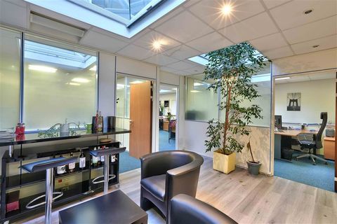 Bureaux &agrave; vendre de 167 m&sup2; en bon &eacute;tat 280001 92210 Saint cloud