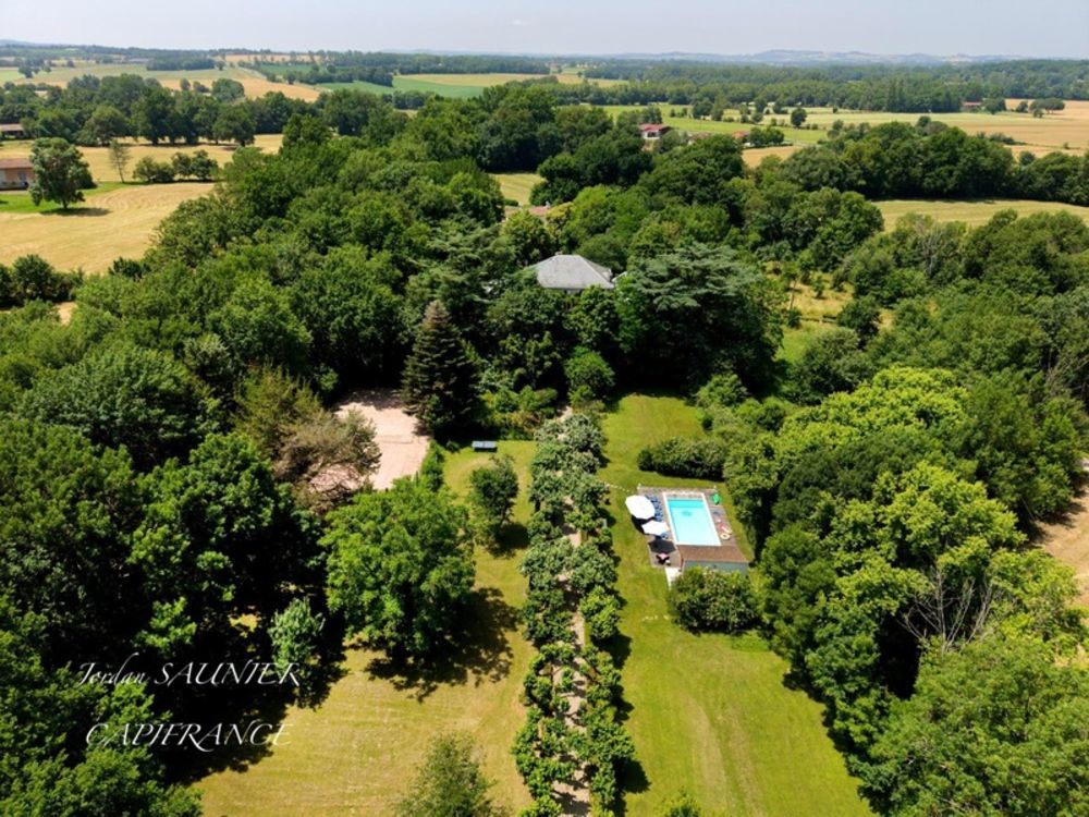 � vendre  Propri�t�/ch�teau Castres (81100)