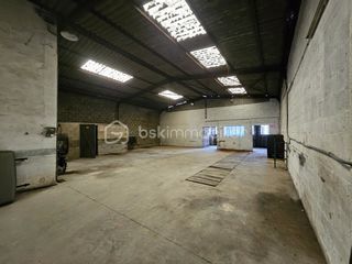  Immeuble � vendre 8 pi�ces 606 m�