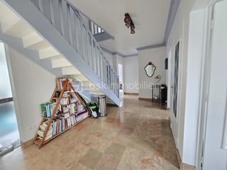  Maison � vendre 5 pi�ces 186 m�