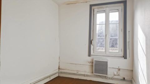   Charmante maison de 93 m� avec cour et jardin Maison - 3 pi�ce(s) - 93 m�