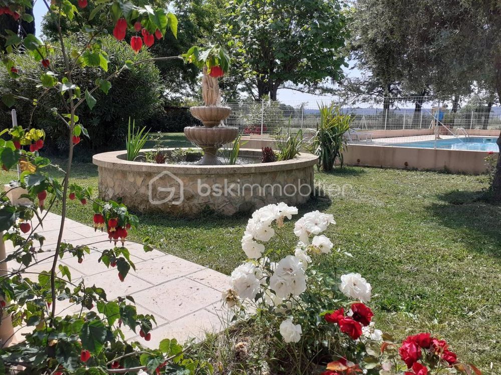 � vendre  Villa Saint-Quentin-la-Poterie (30700)