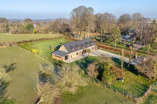  Maison � vendre 12 pi�ces 281 m�