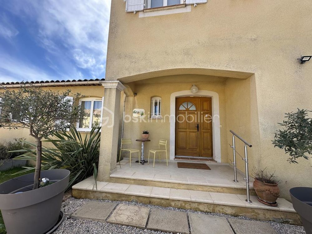 � vendre  Propri�t�/ch�teau N�oules (83136)