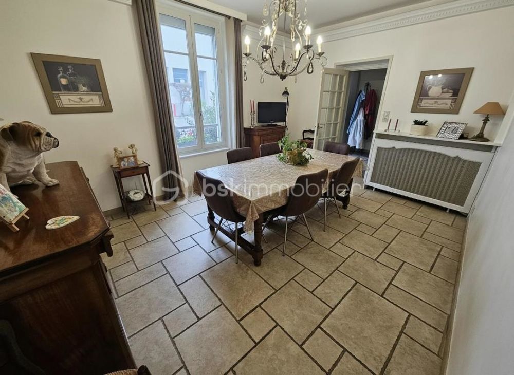 � vendre  Propri�t�/ch�teau Parigny (42120)