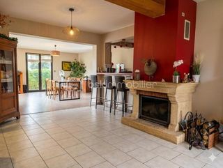  Propri�t�/ch�teau � vendre 8 pi�ces 165 m�