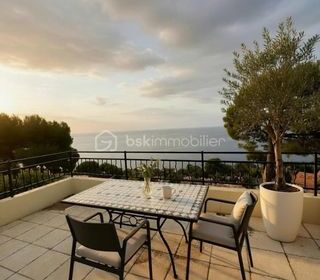  Maison � vendre 5 pi�ces 1215 m�