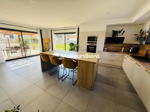   VILLA T5 NORMES RT2012 AVEC GARAGE Villa - 5 pi�ce(s) - 123 m�