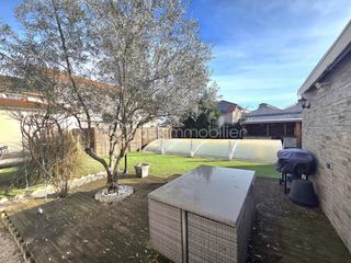  Maison � vendre 6 pi�ces 210 m�