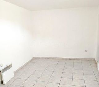  Immeuble � vendre 15 + pi�ces 333 m�