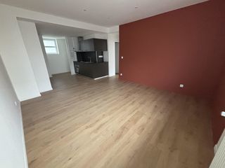  Appartement � louer 5 pi�ces 82 m�