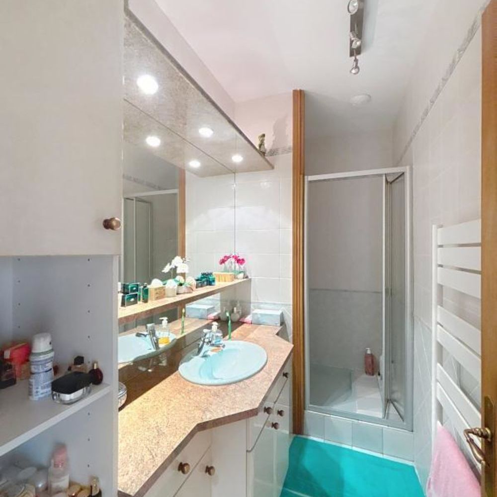 � vendre  Villa La Roche-Blanche (63670)