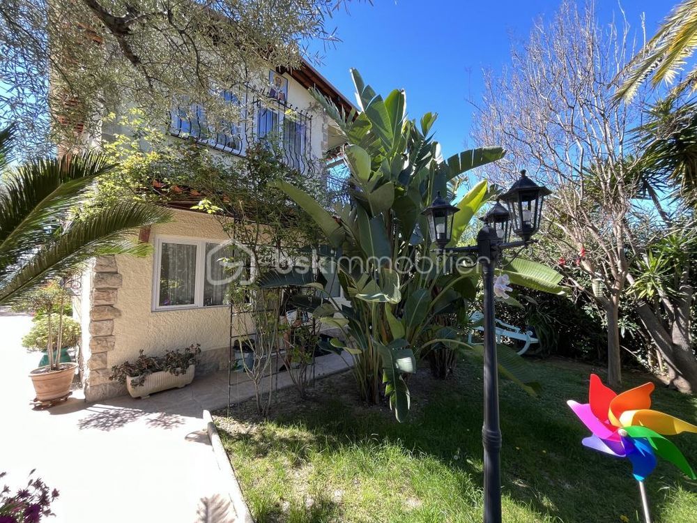 � vendre  Maison Antibes (06600)