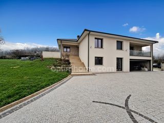  Maison � vendre 7 pi�ces 190 m�