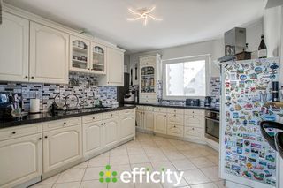  Appartement � vendre 5 pi�ces 163 m�