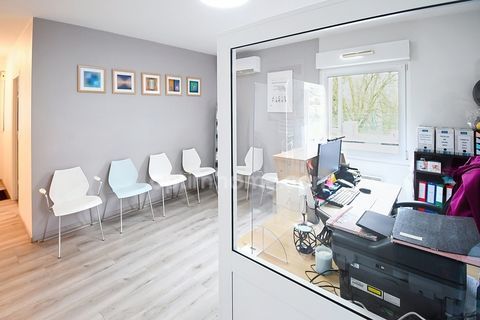 LOCAL PROFESSIONNEL PMR � ID&Eacute;AL FRONTI&Egrave;RE LUXEMBOURG 151000 54400 Longwy