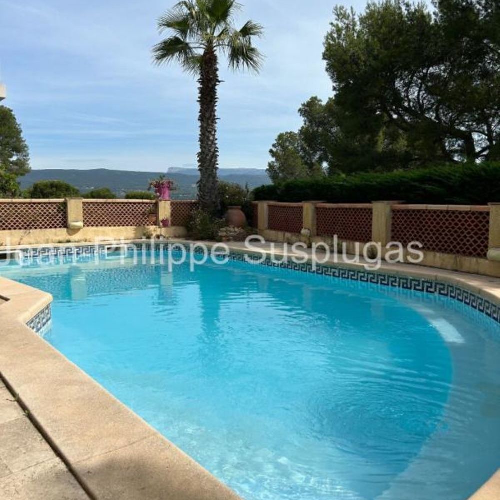 � vendre  Maison Saint-Cyr-sur-Mer (83270)