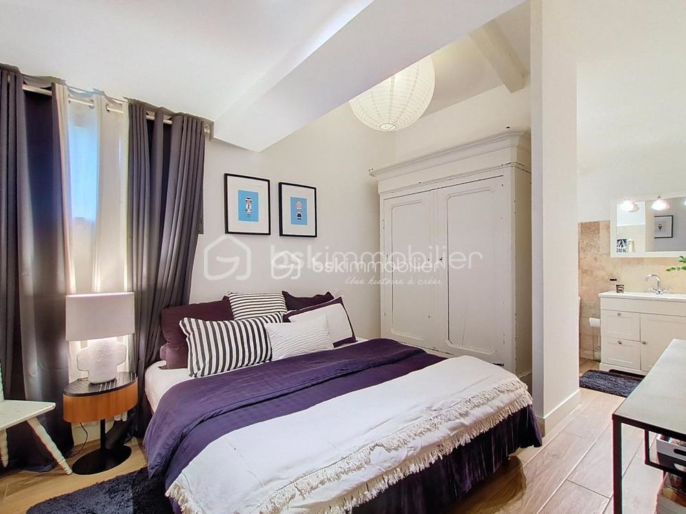 � vendre  Propri�t�/ch�teau Le Cailar (30740)