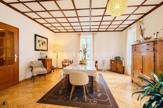  Propri�t�/ch�teau � vendre 8 pi�ces 220 m�