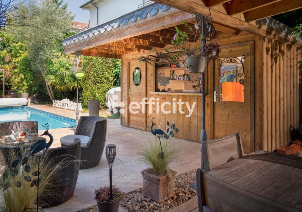 � vendre  Maison Bordeaux (33200)