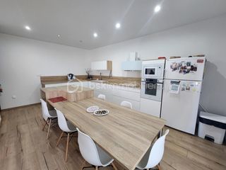  Maison � vendre 5 pi�ces 180 m�