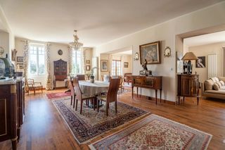  Propri�t�/ch�teau � vendre 11 pi�ces 370 m�