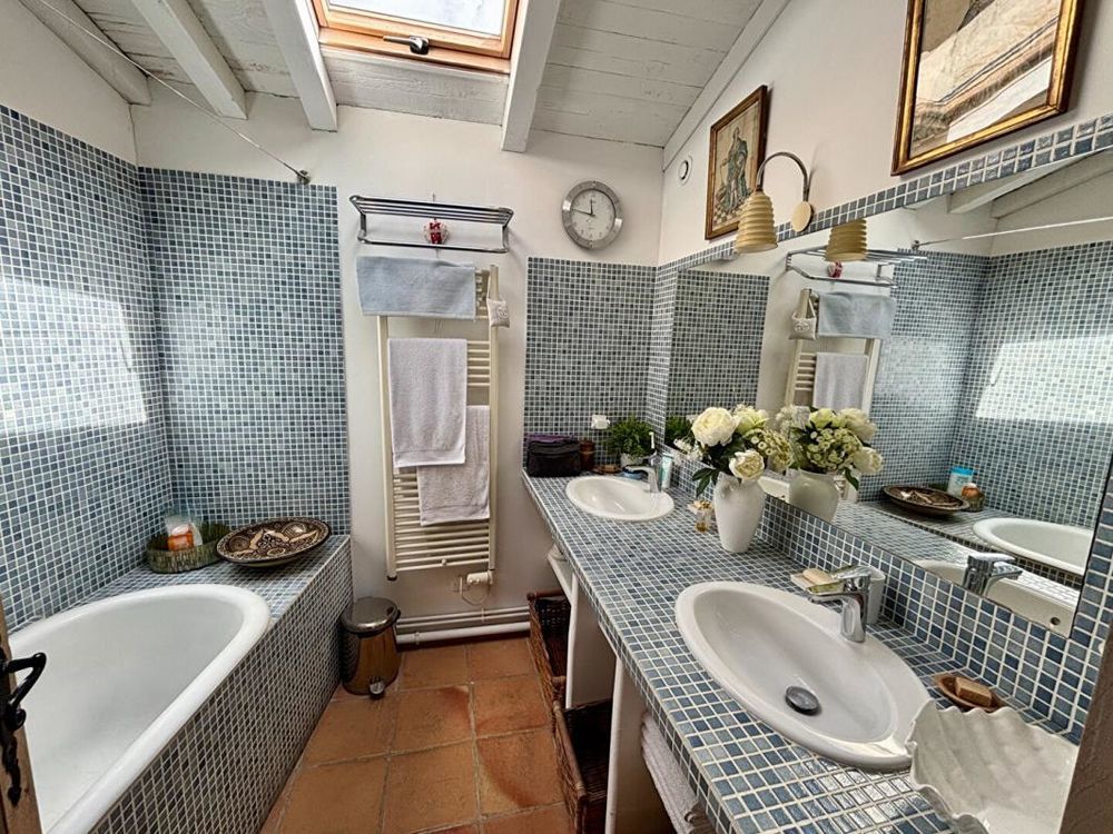 � vendre  Maison Uz�s (30700)