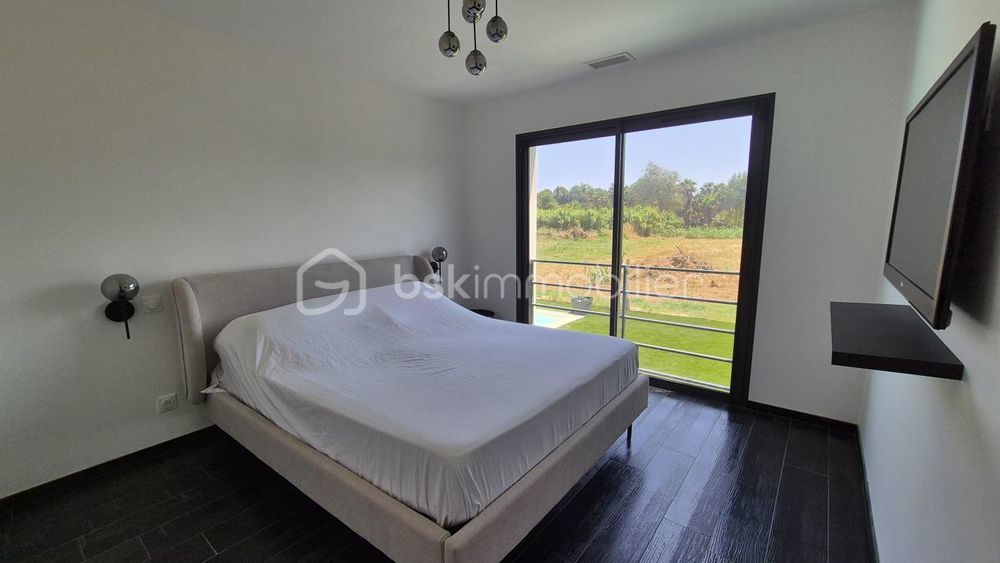 � vendre  Villa Saint-Cyprien (66750)