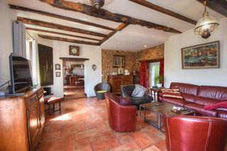  Maison � vendre 9 pi�ces 218 m�