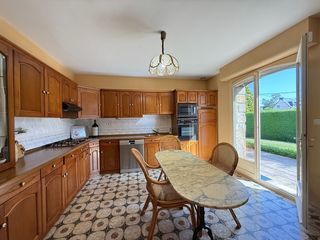  Maison � vendre 7 pi�ces 245 m�